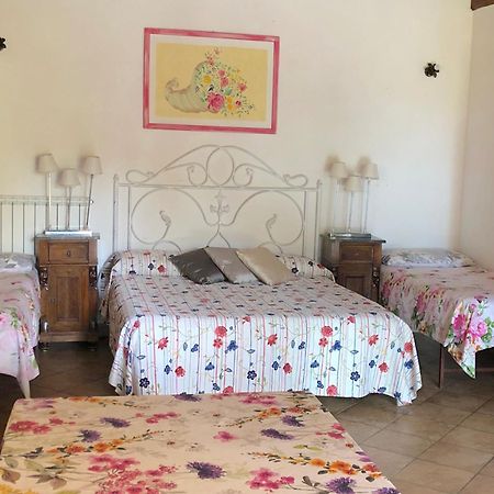 Casale Fedele Family Relax B&B Vicino Al Borgo Рончильоне Экстерьер фото