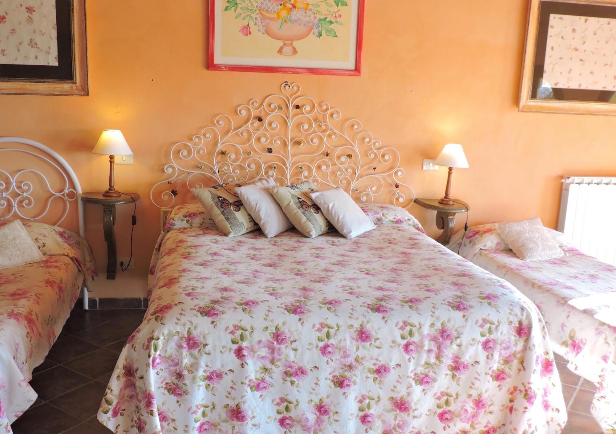 Casale Fedele Family Relax B&B Vicino Al Borgo Рончильоне Номер фото