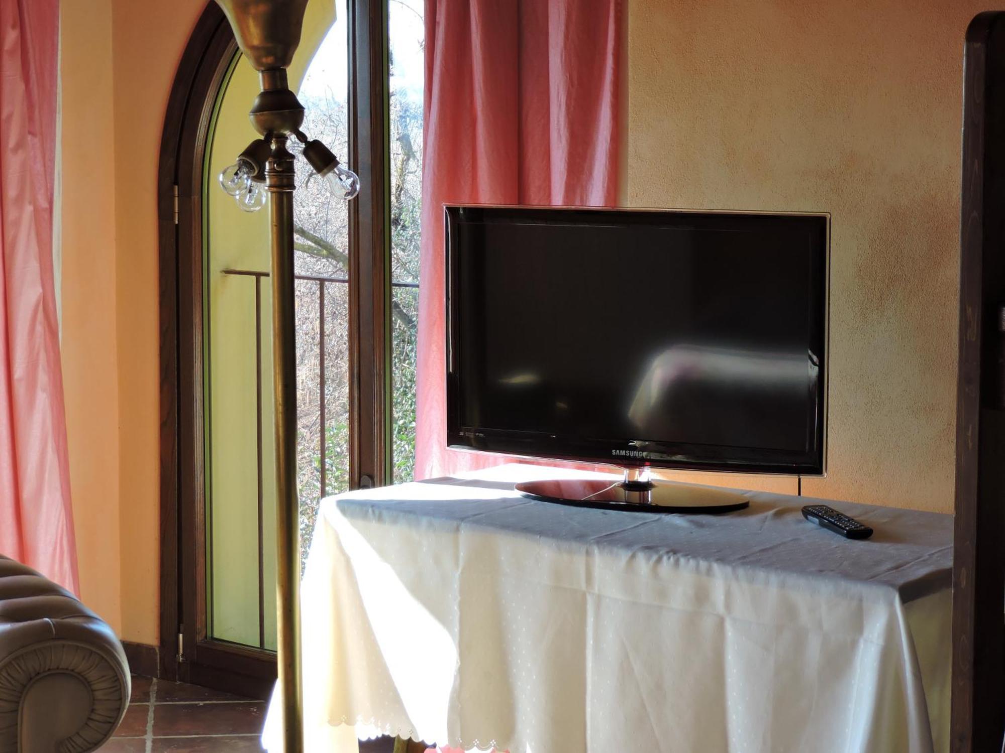 Casale Fedele Family Relax B&B Vicino Al Borgo Рончильоне Экстерьер фото
