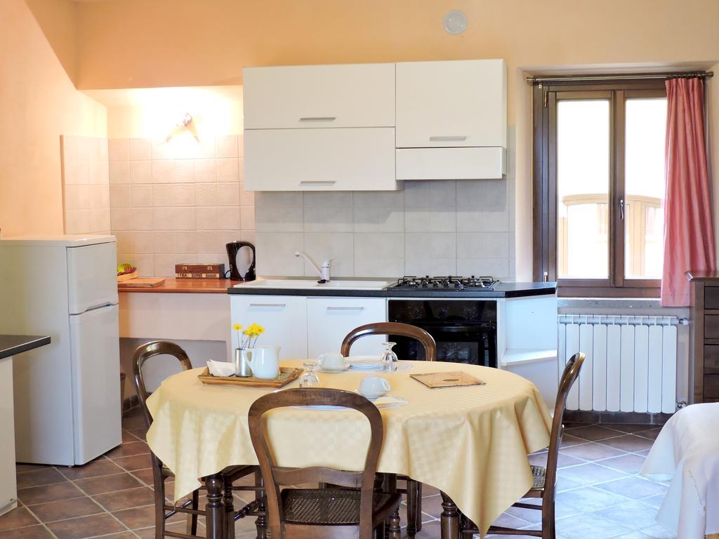 Casale Fedele Family Relax B&B Vicino Al Borgo Рончильоне Экстерьер фото