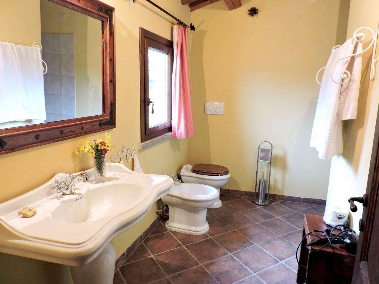 Casale Fedele Family Relax B&B Vicino Al Borgo Рончильоне Экстерьер фото